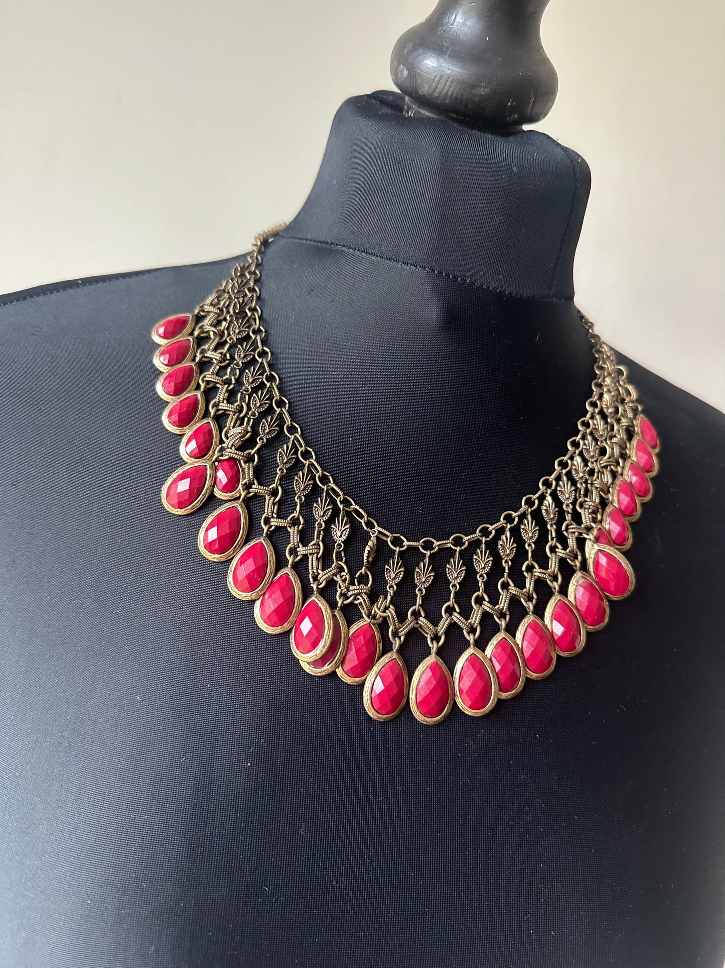 Vintage 1980s BOHO Red Link Statement Necklace