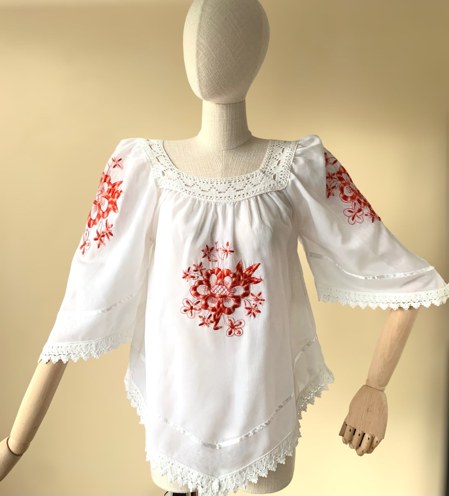 Vintage 1970s's Hungarian Red Embroidered Tunic