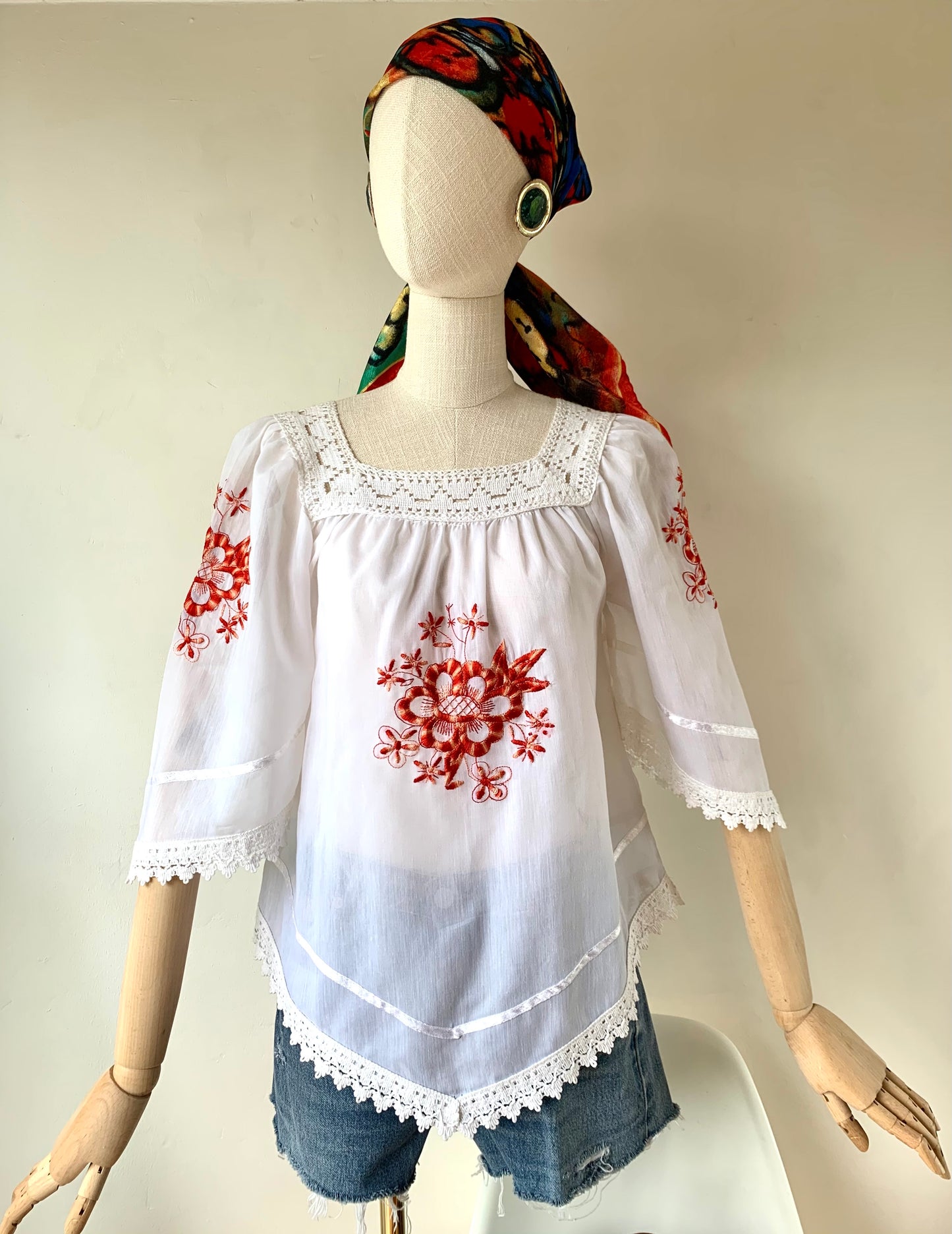 Vintage 1970s's Hungarian Red Embroidered Tunic
