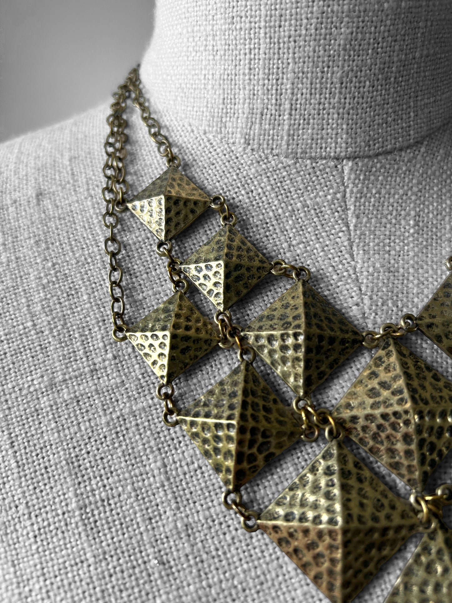 Vintage 1980s Pyramid Link Statement Necklace