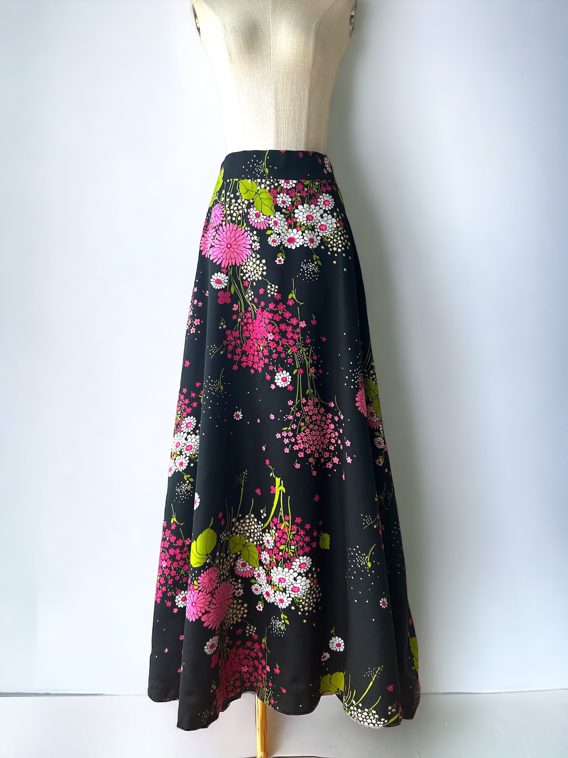 Vintage 1970s Statement Maxi Skirt