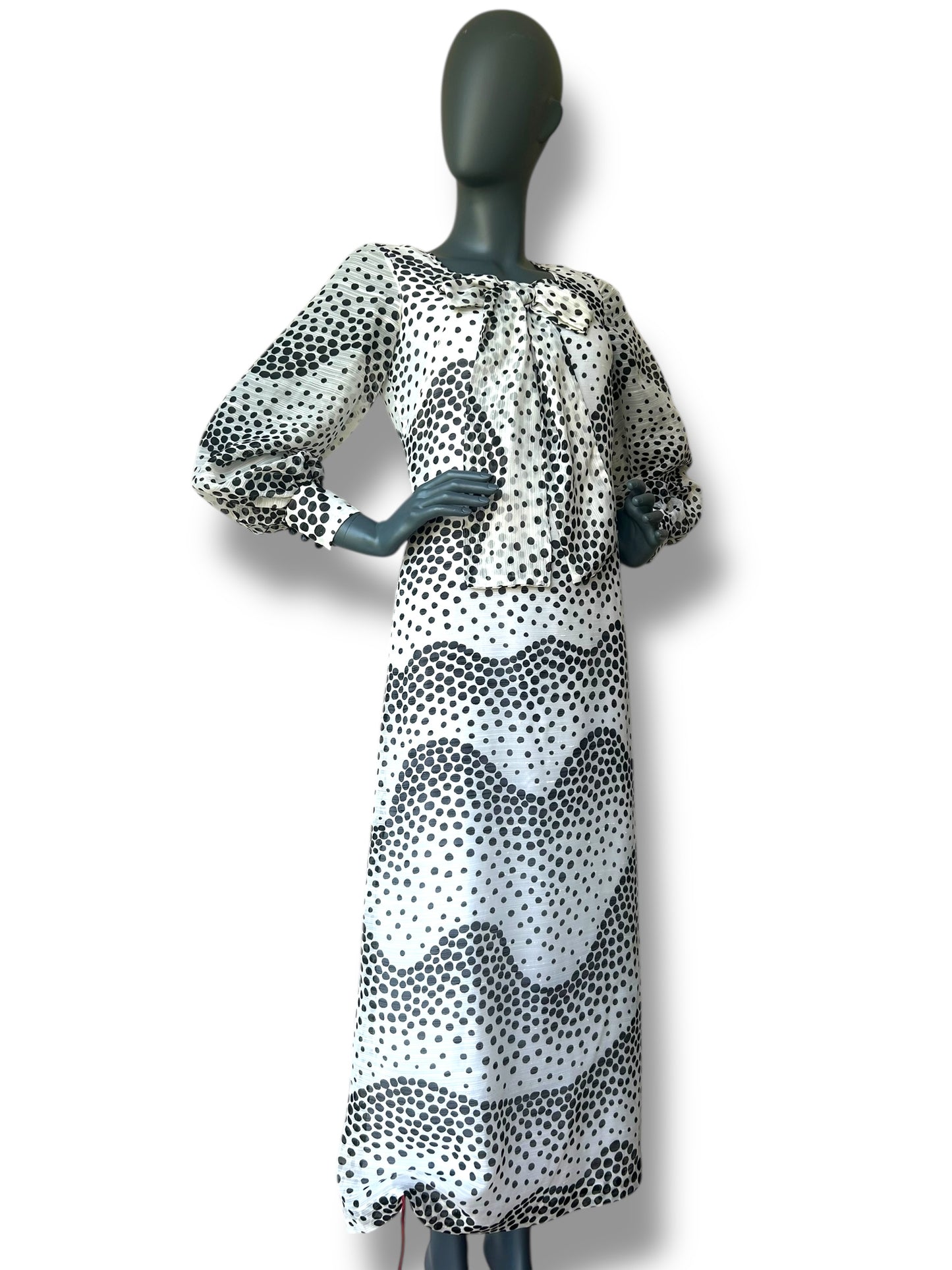 Vintage 1970s Pussy Bow Dress
