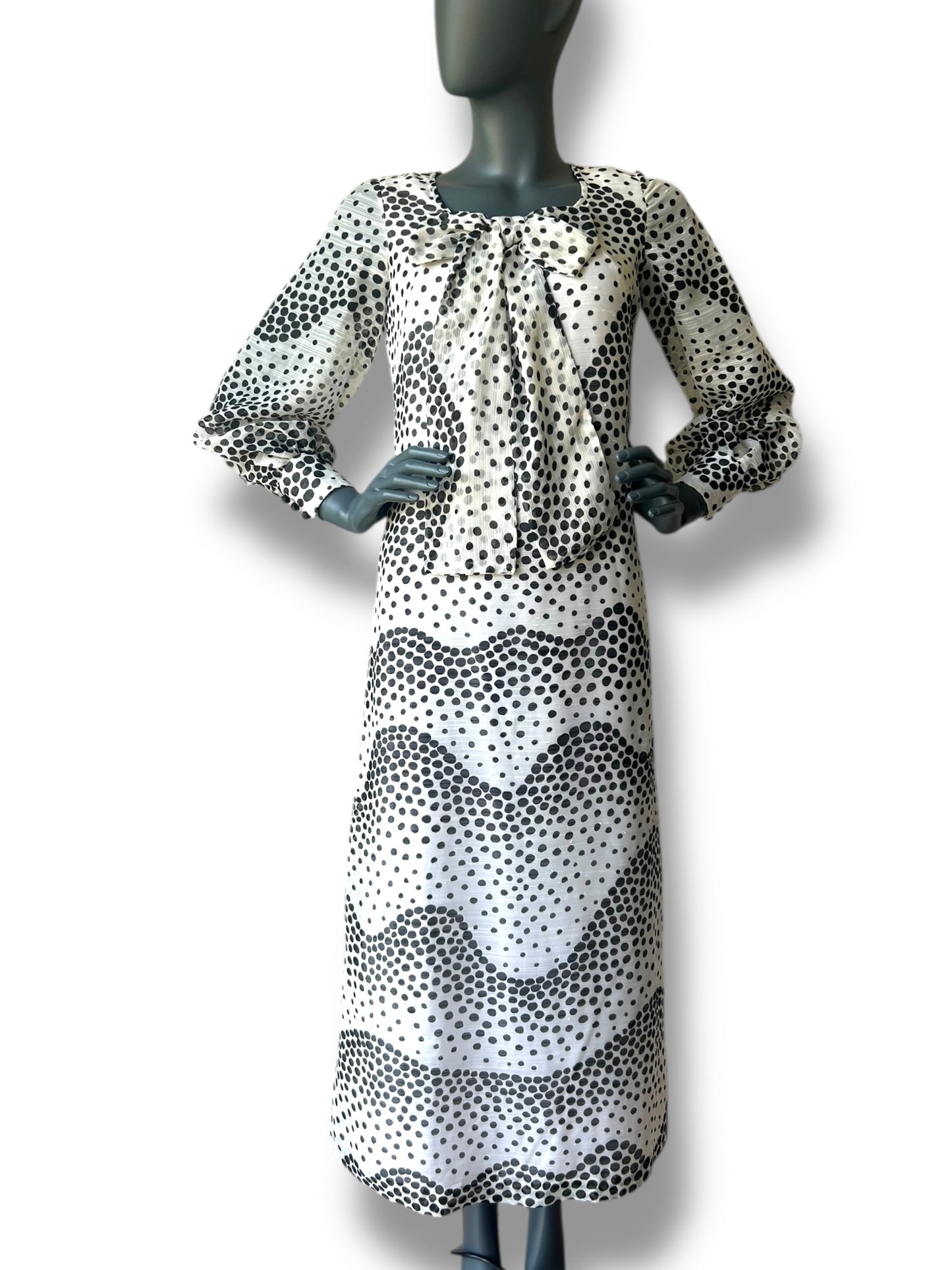 Vintage 1970s Pussy Bow Dress