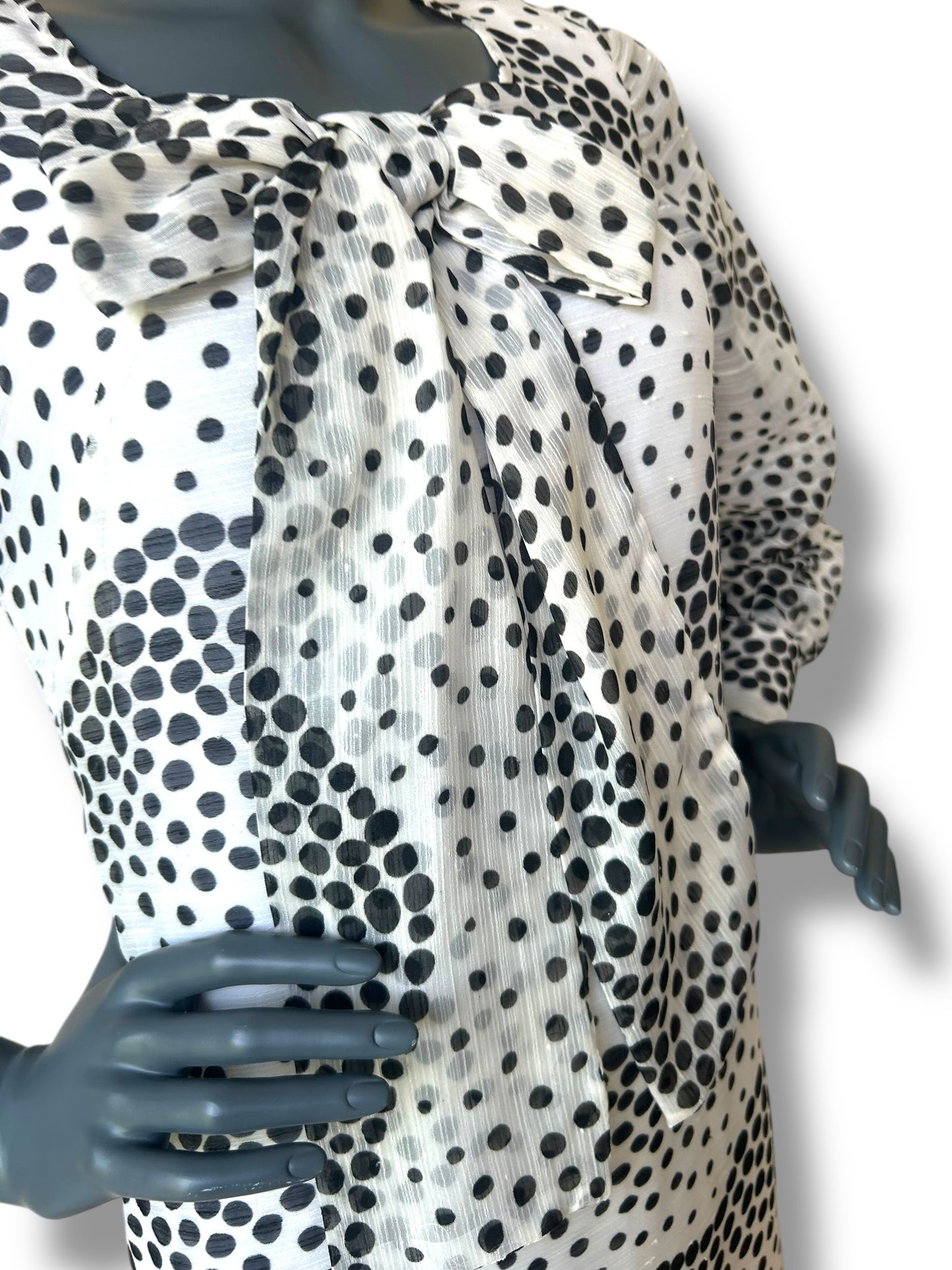 Vintage 1970s Pussy Bow Dress