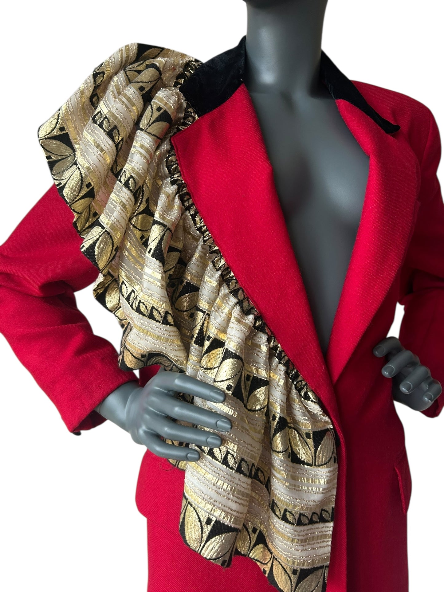Overdress Vintage Redefined Couture Frill Blazer