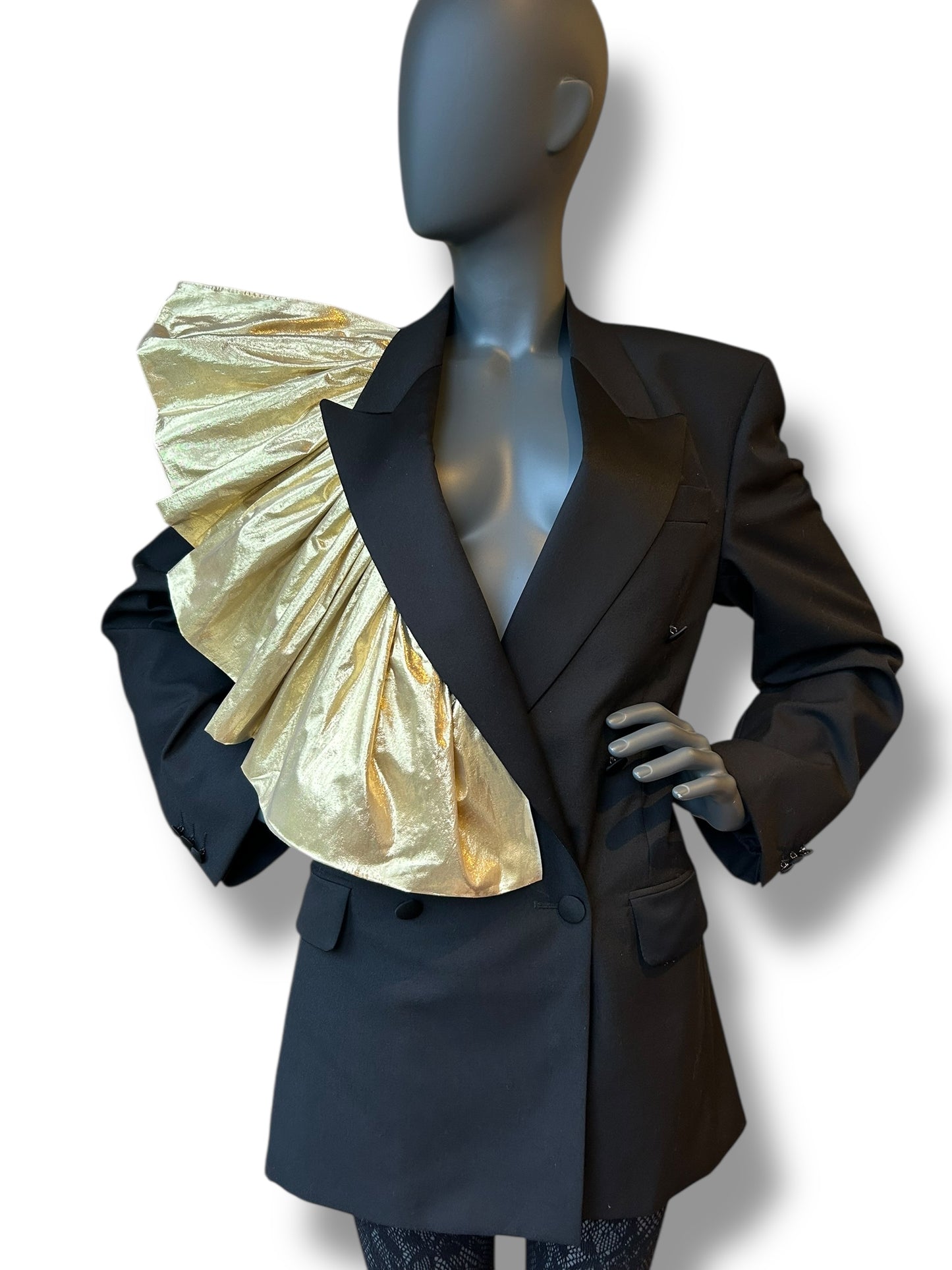 Overdress Vintage Redefined Tuxedo Couture Frill Blazer