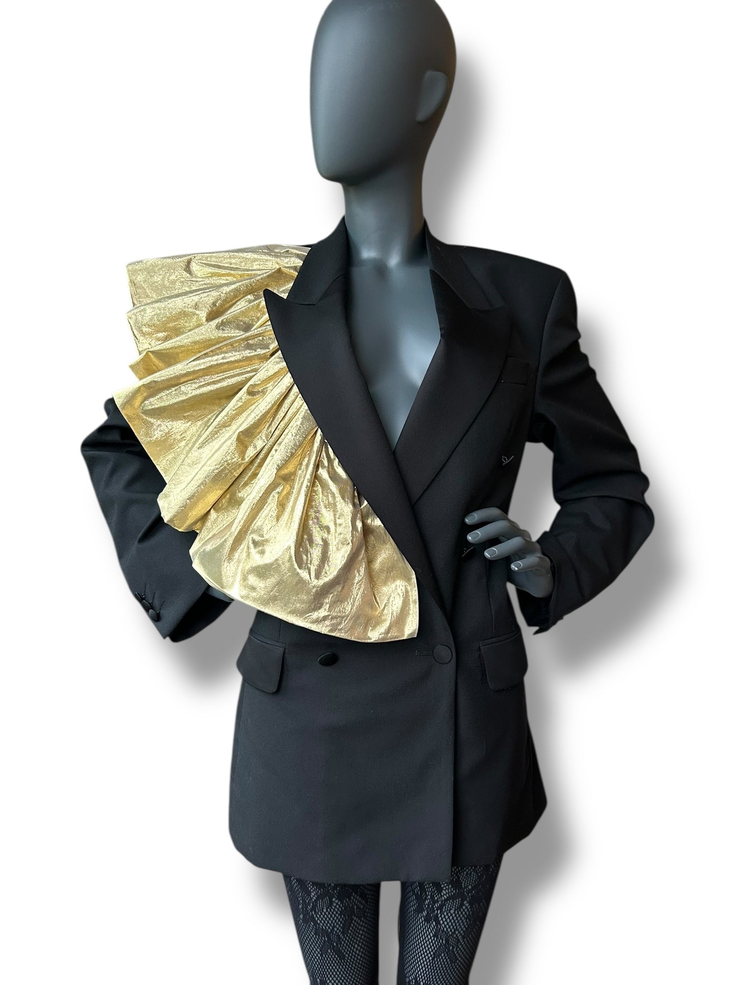 Overdress Vintage Redefined Tuxedo Couture Frill Blazer