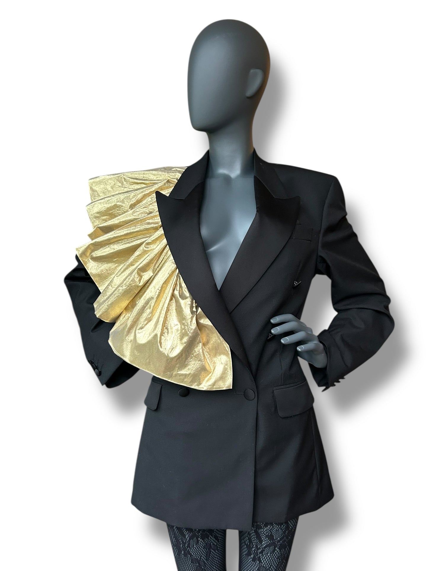 Overdress Vintage Redefined Tuxedo Couture Frill Blazer