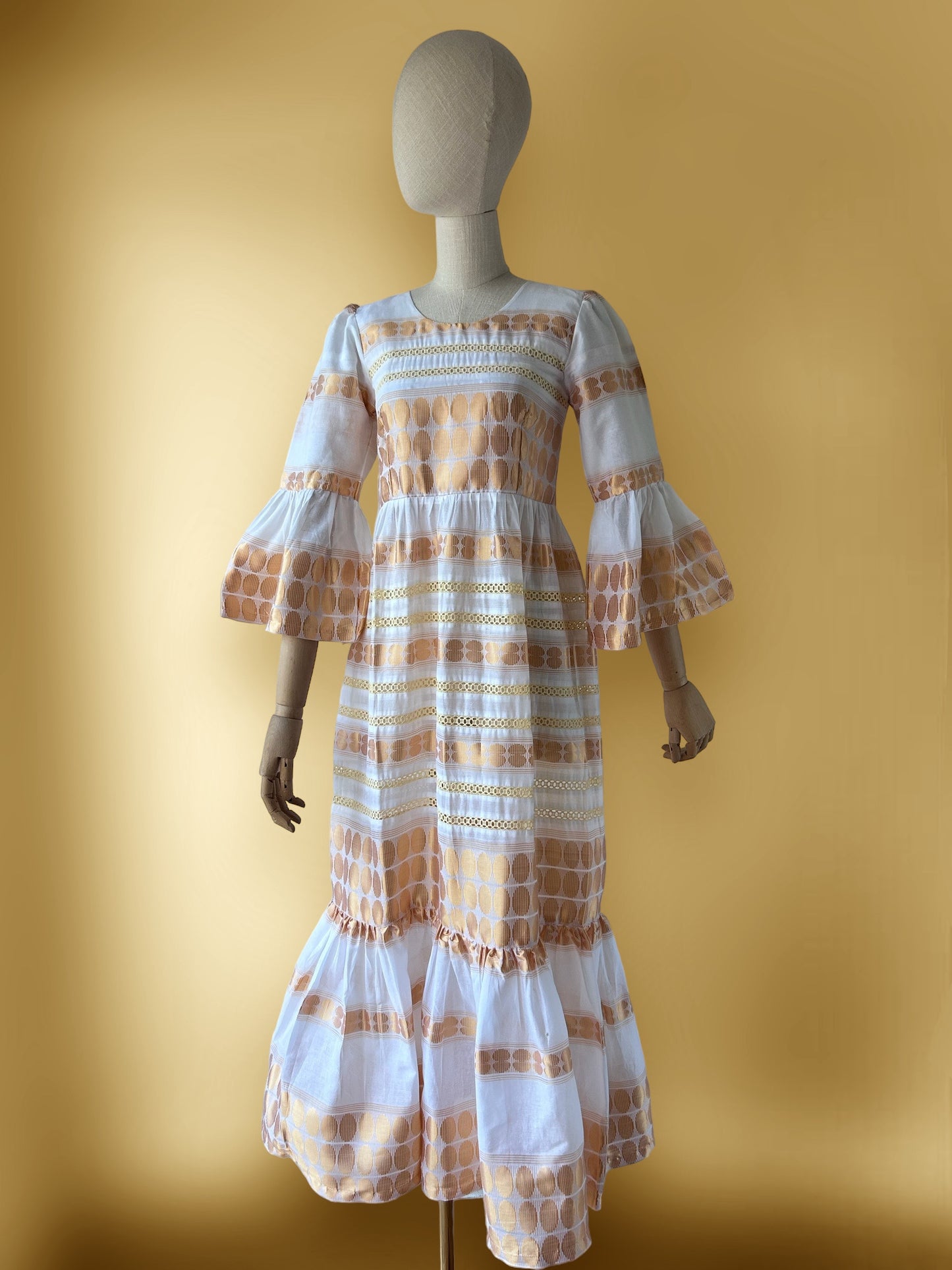 Vintage 1970s Bell Sleeve Regency Summer Dress