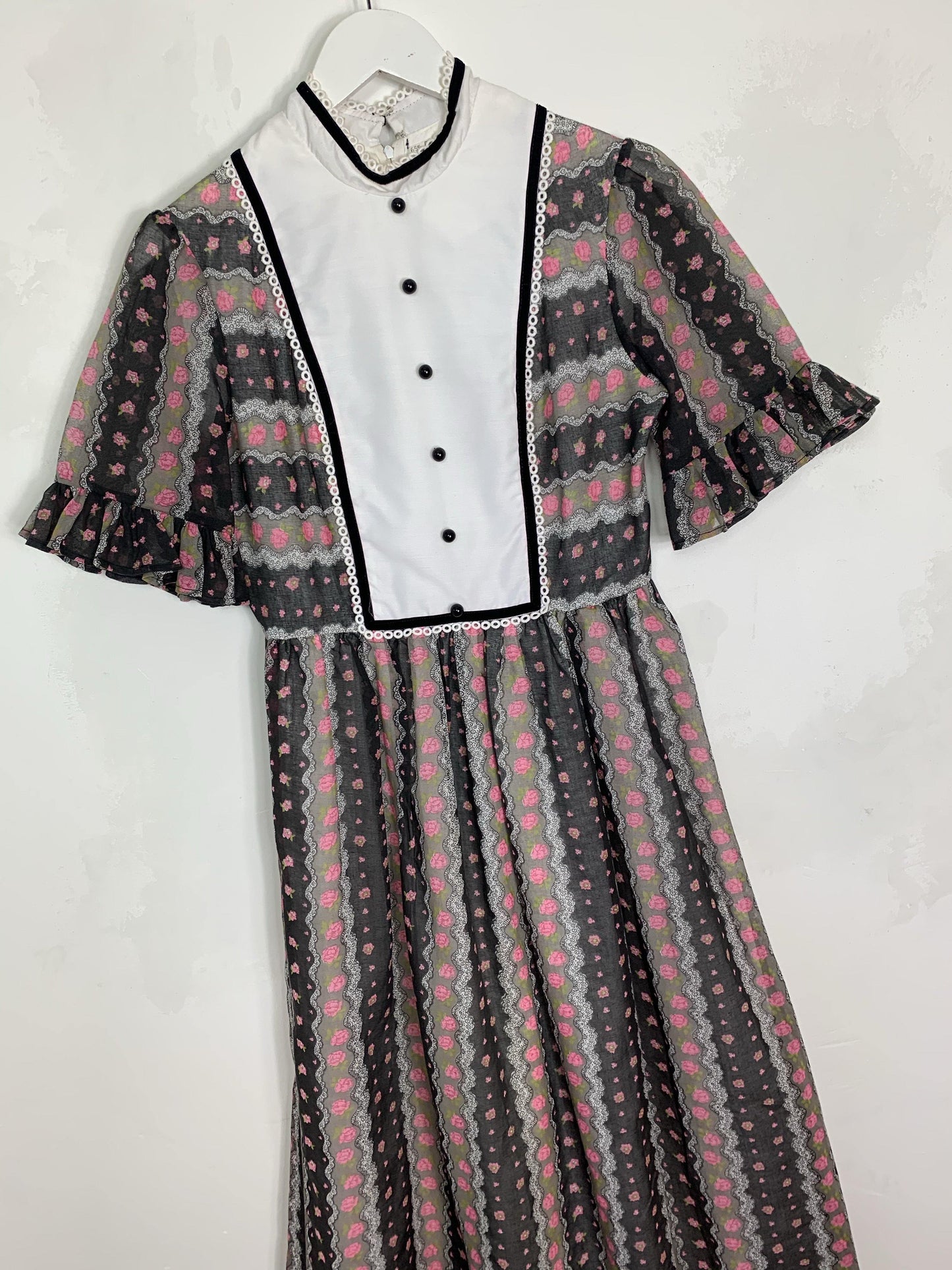 - ONE OF A KIND - Vintage Sid Greene London 70s Maxi Dress - Overdress Vintage 